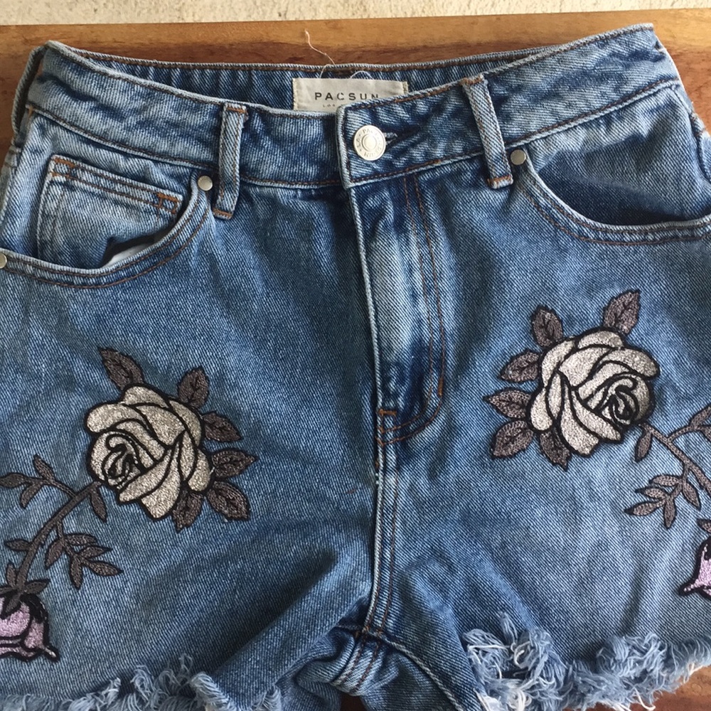 3 for $15! Pacsun High waisted jean shorts size 24